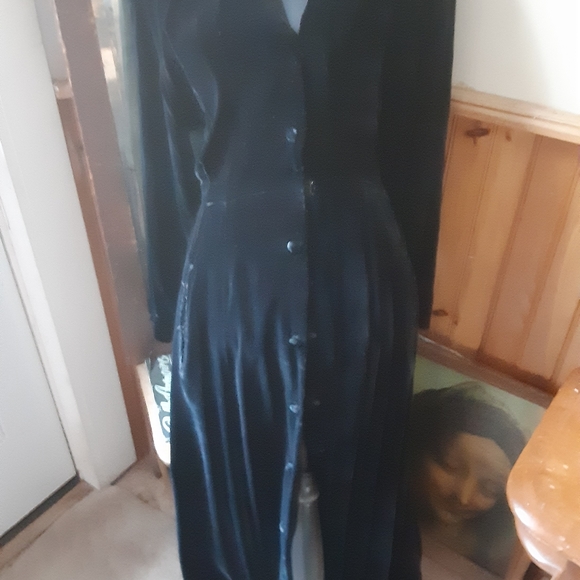 Vintage black velvet dress